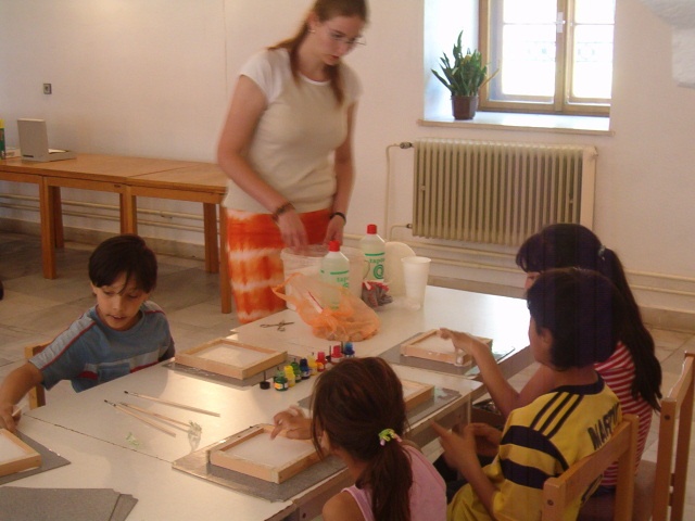 Jarmark - výroba sádrových obrázků